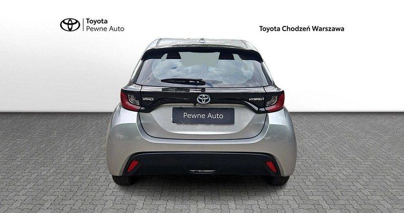 Toyota Yaris cena 77900 przebieg: 64739, rok produkcji 2022 z Wieliczka małe 352